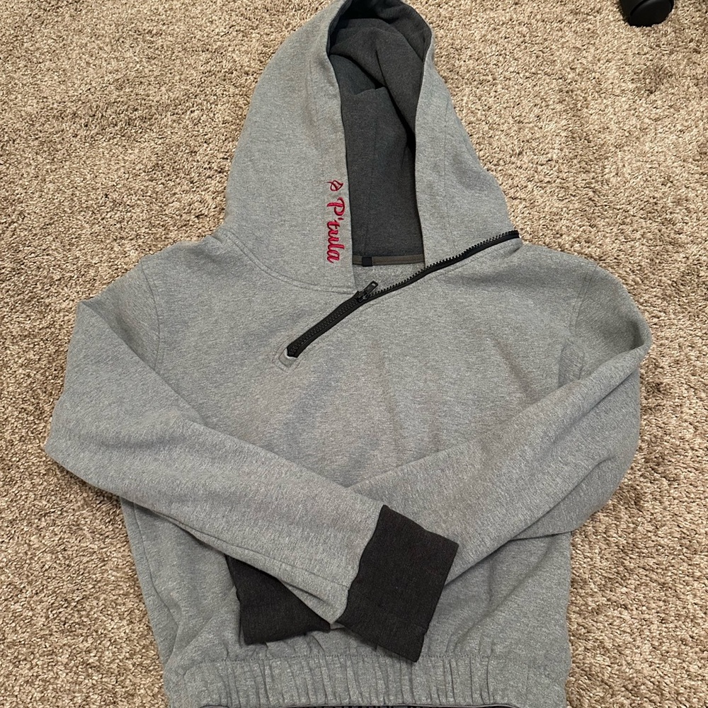 Ptula small crop hoodie